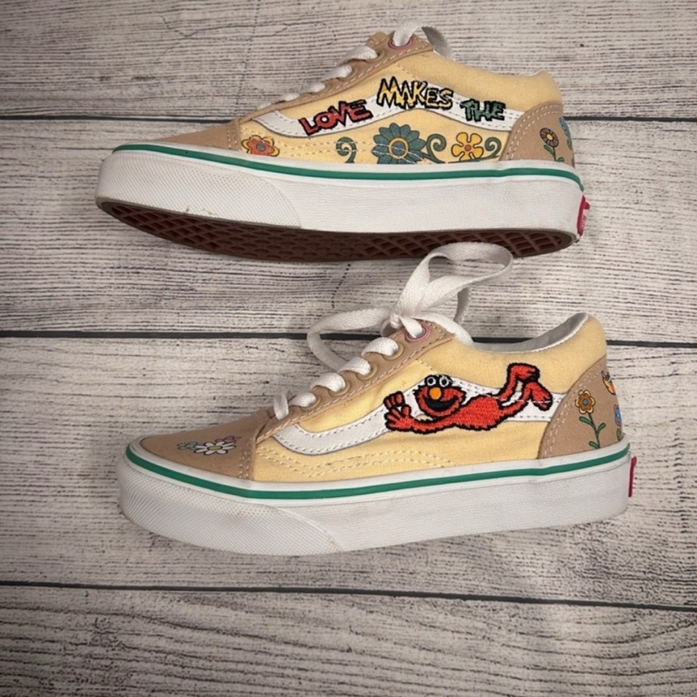 Sesame Street Elmo Vans size 13 little girls - Picture 2 of 10
